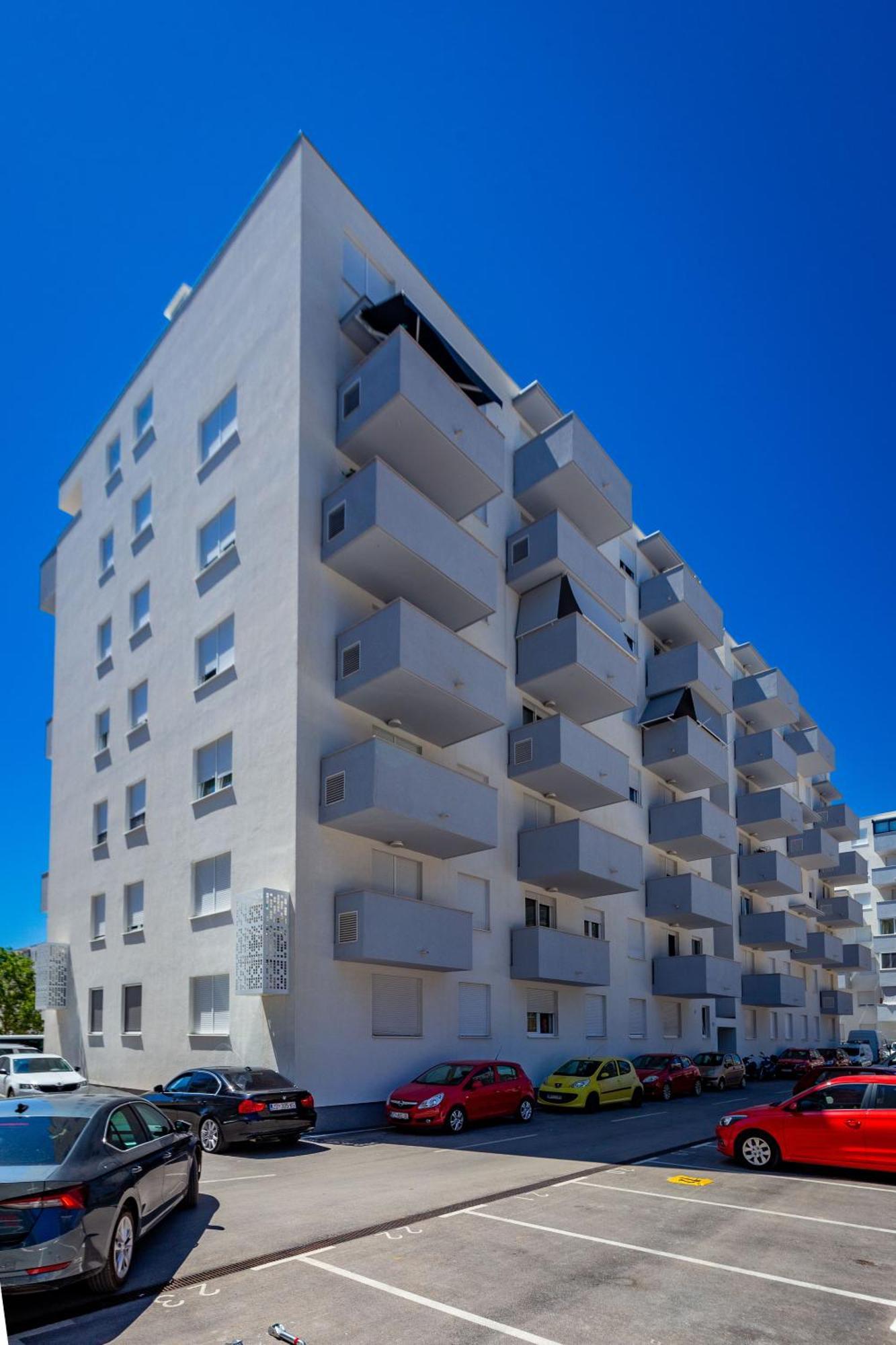 Campanula Apartment With Balcony Задар Экстерьер фото